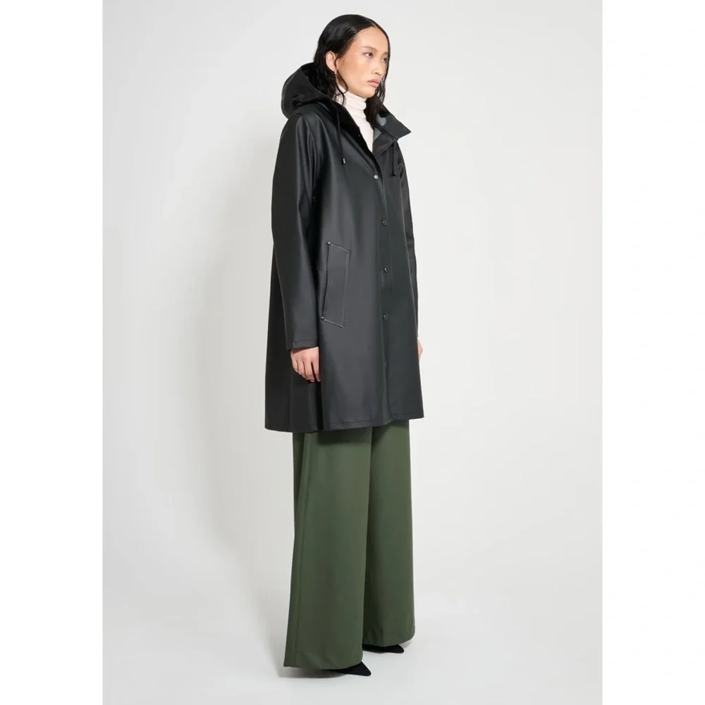 New Stutterheim Mosebacke Raincoat Black Hooded Women's Large